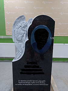 Памятник на могилу Ангел маленький слева Ан-024
